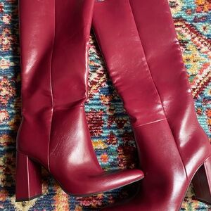 Free Assembly RED CHERRY BURGUNDY BOOTS! Great condition!